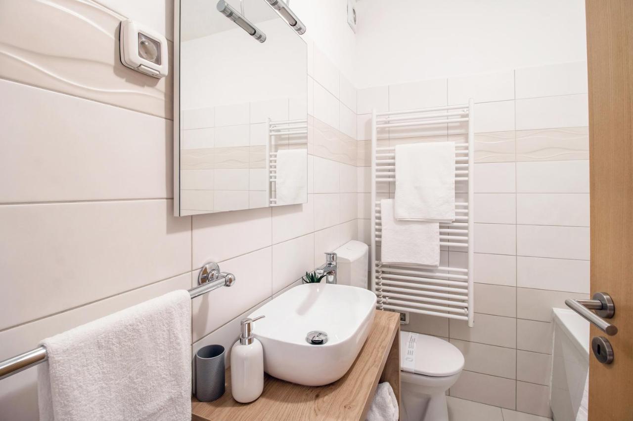 Apartment Montesa Zadar With Free Parking And Balcony Экстерьер фото